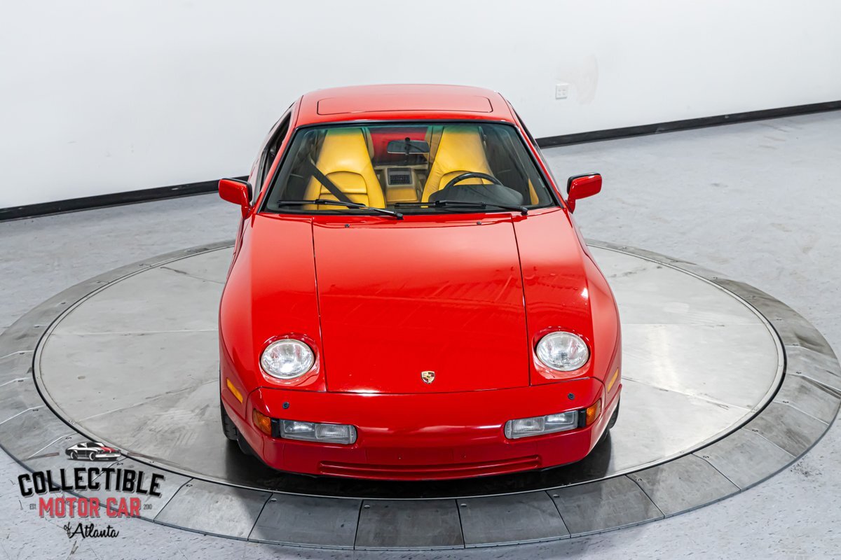 Porsche-928-1987-Hatchback-30