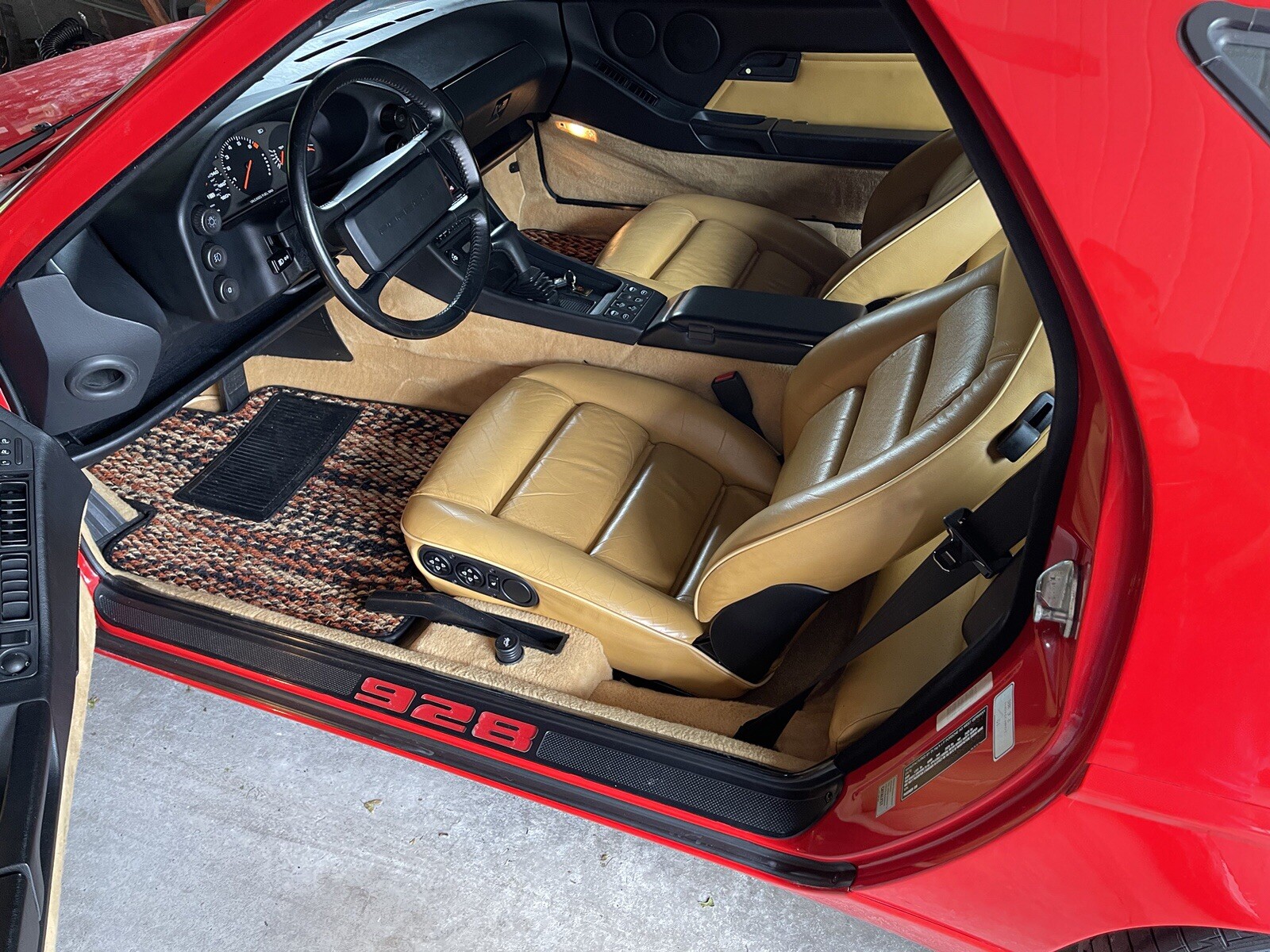 Porsche-928-1988-Coupe-1