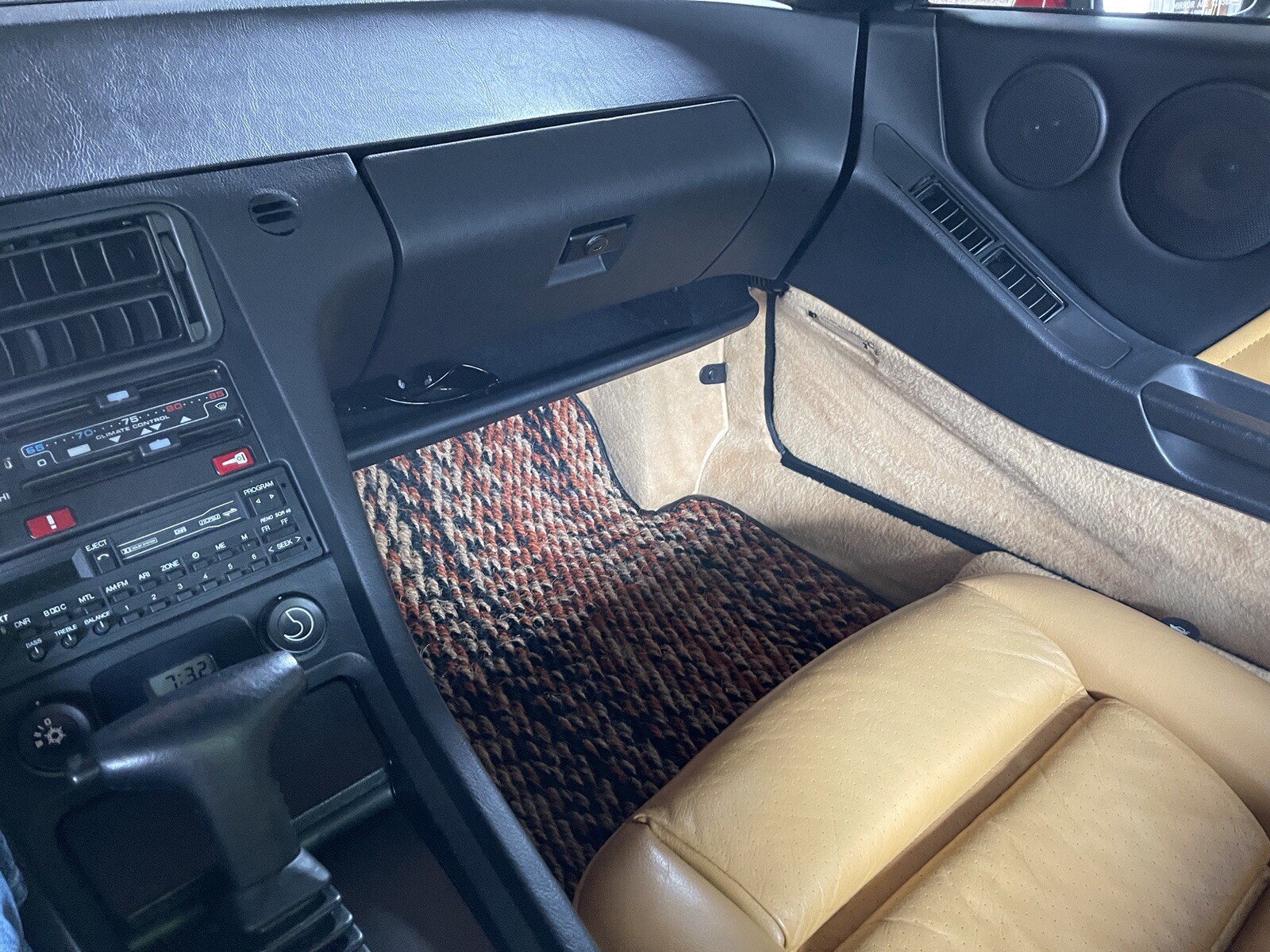 Porsche-928-1988-Coupe-2