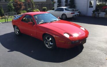 Porsche-928-1988-Coupe-21