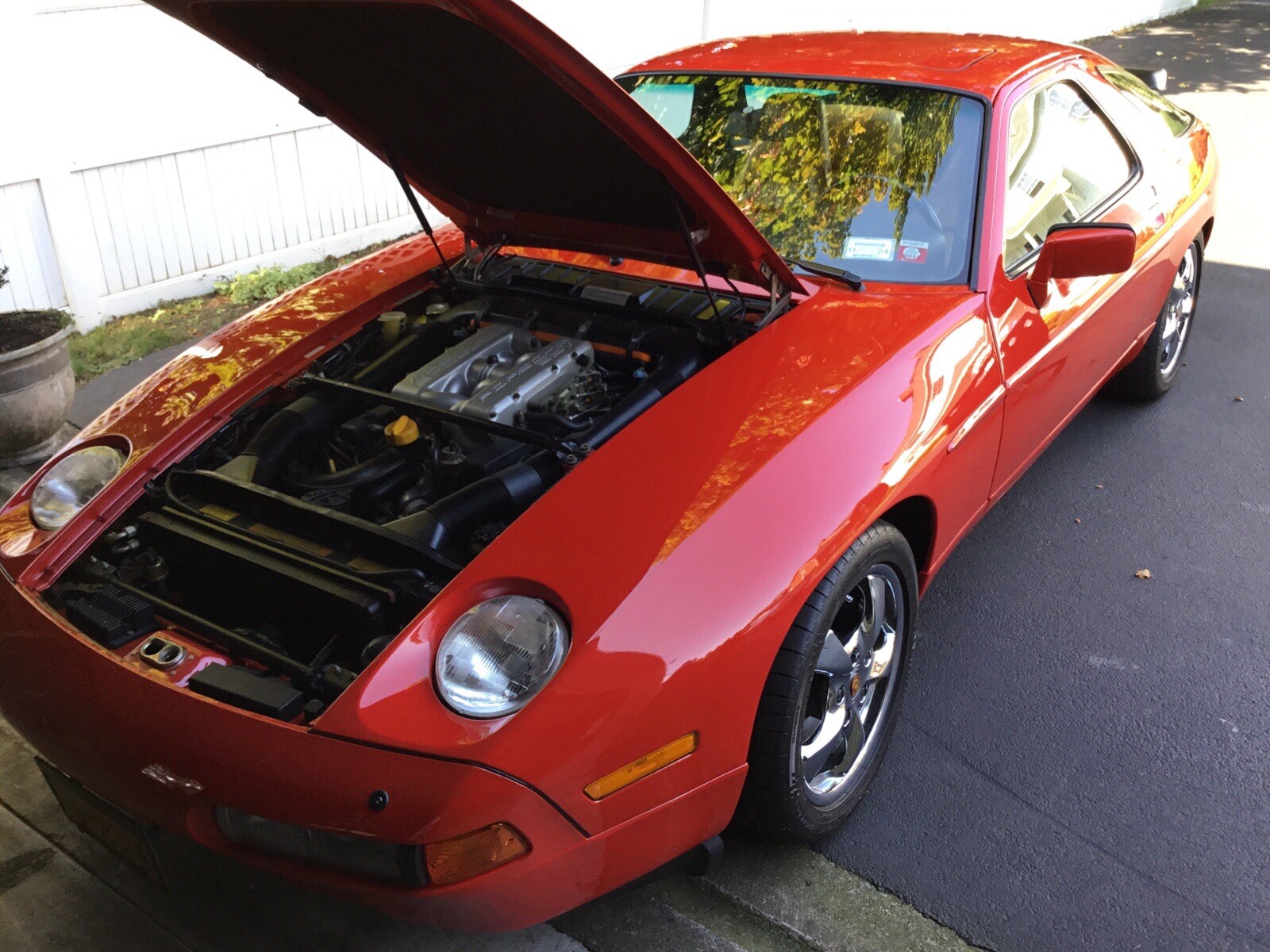 Porsche-928-1988-Coupe-22