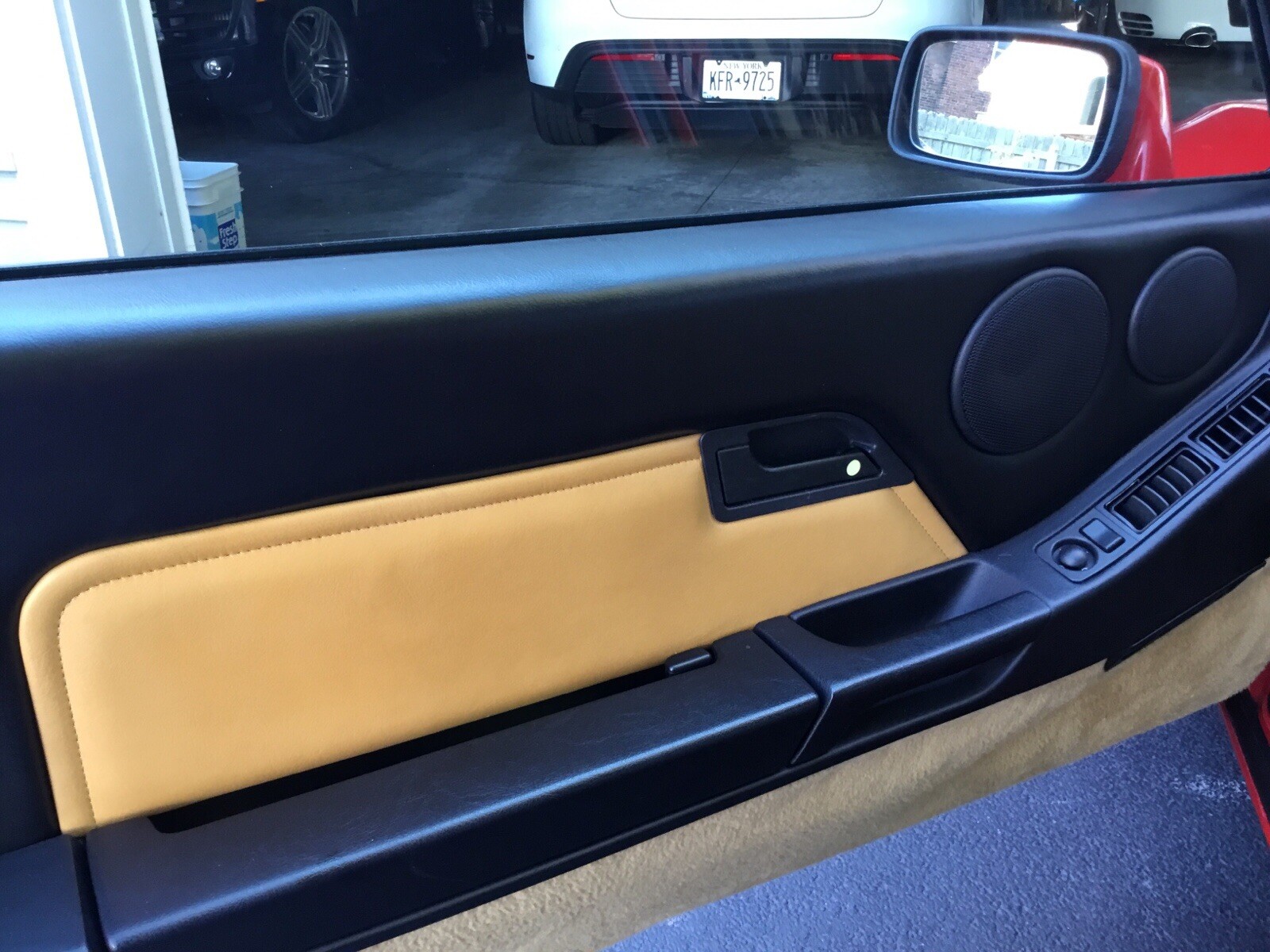 Porsche-928-1988-Coupe-23