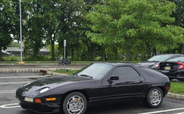 Porsche-928-1989-10