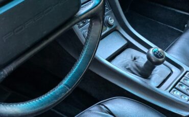 Porsche-928-1989-19