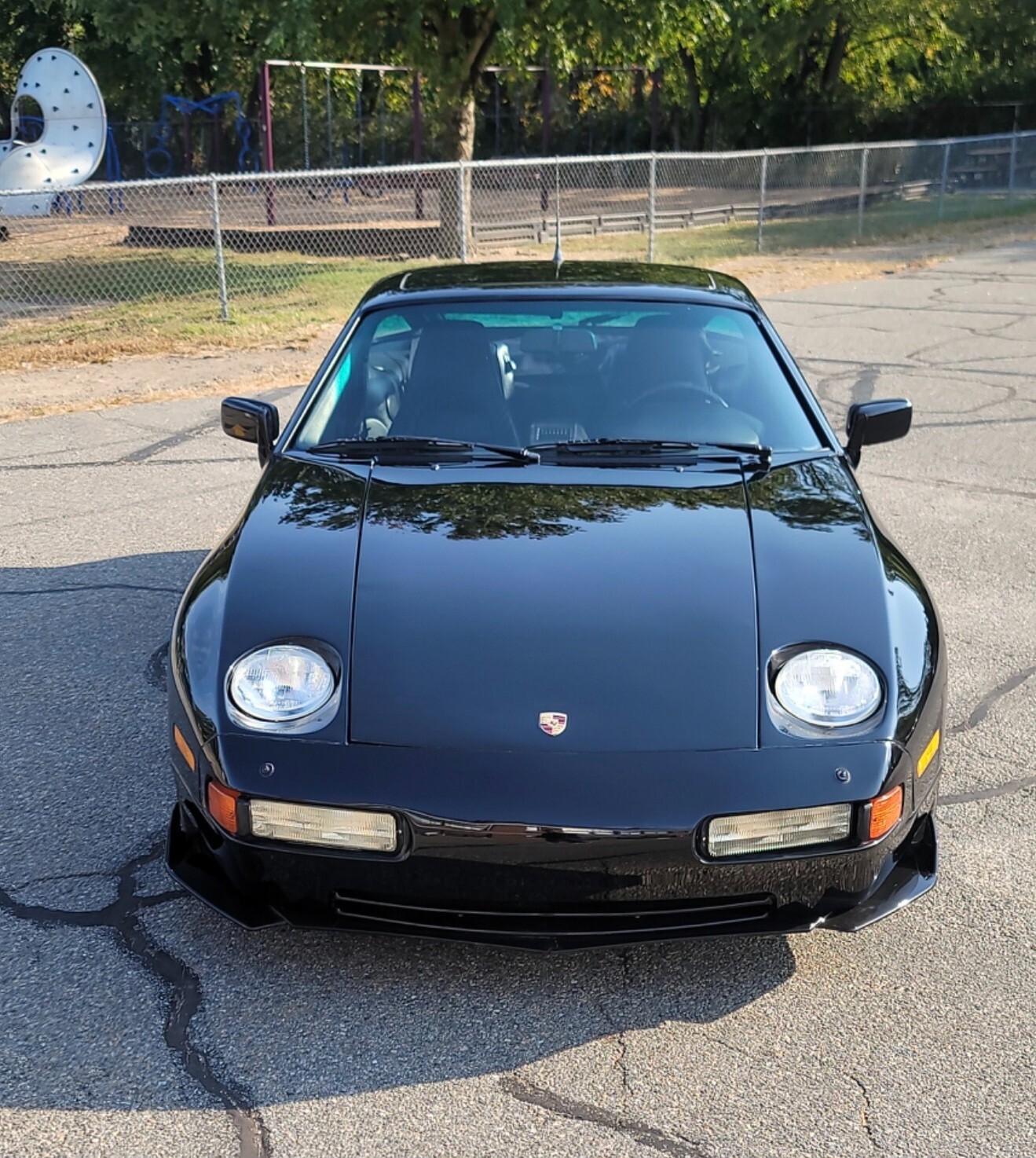 Porsche-928-1989-3