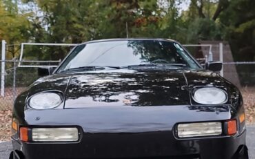 Porsche-928-1989-4