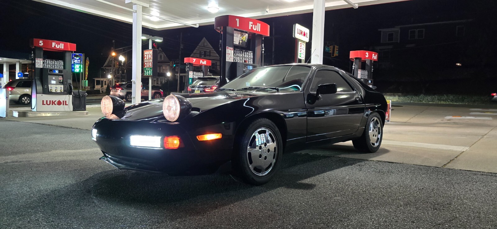 Porsche-928-1989-9