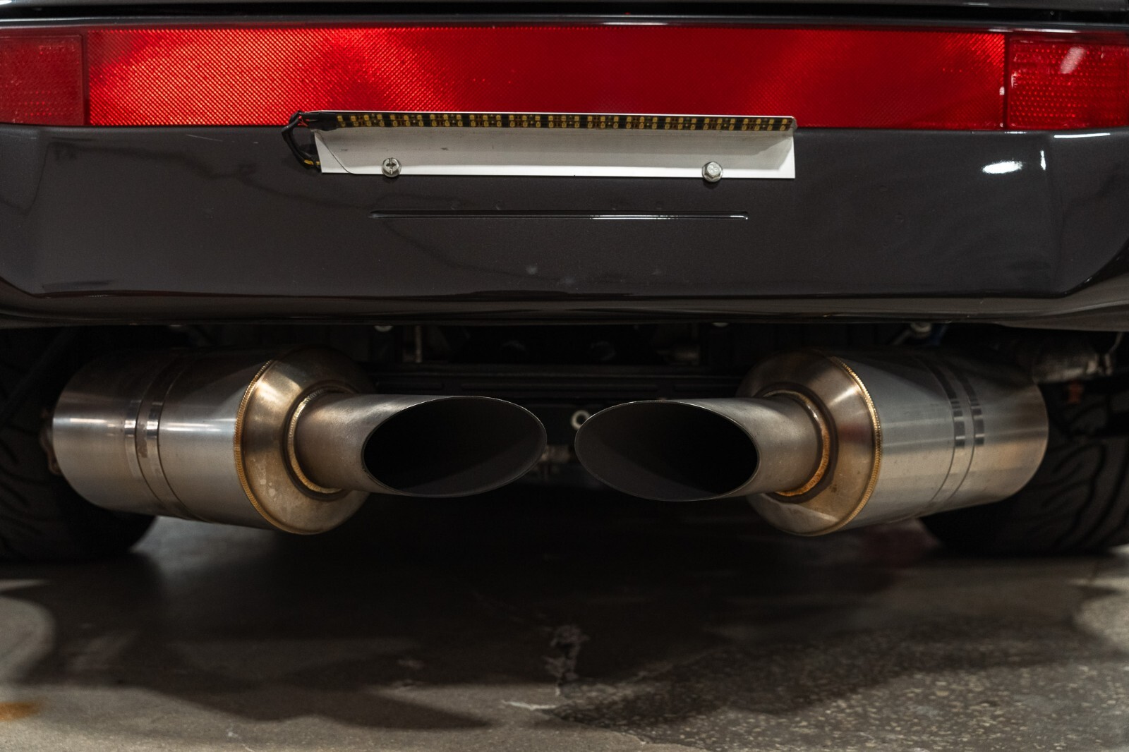 Porsche-930-1977-Coupe-10