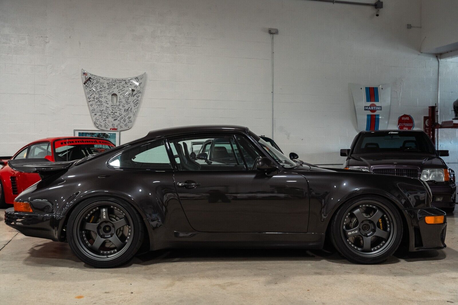 Porsche-930-1977-Coupe-13