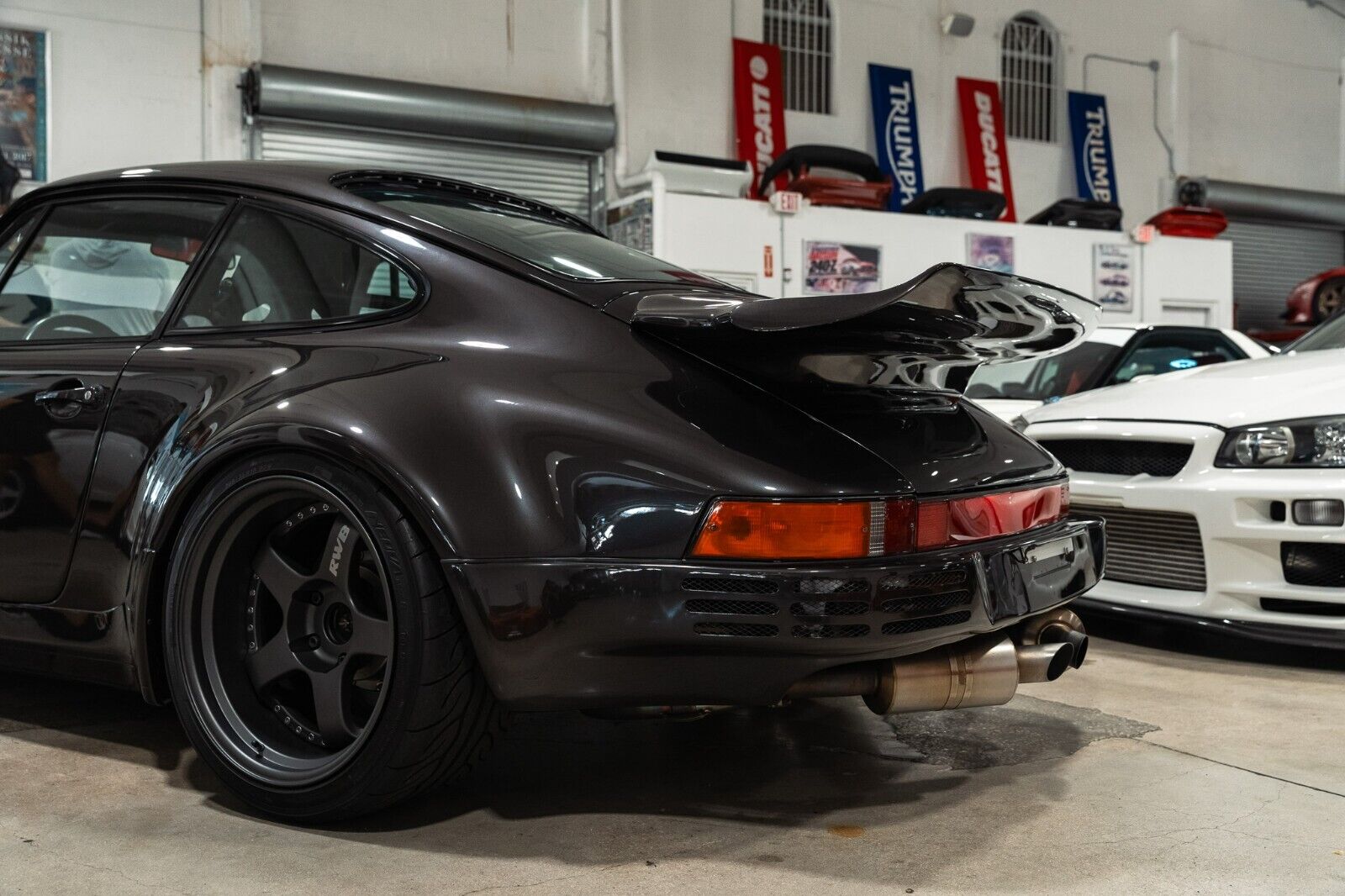Porsche-930-1977-Coupe-4