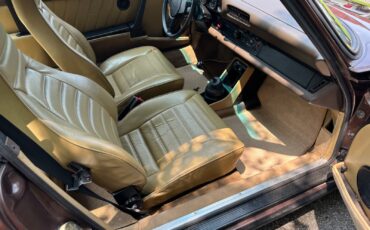 Porsche-930-1982-Coupe-18
