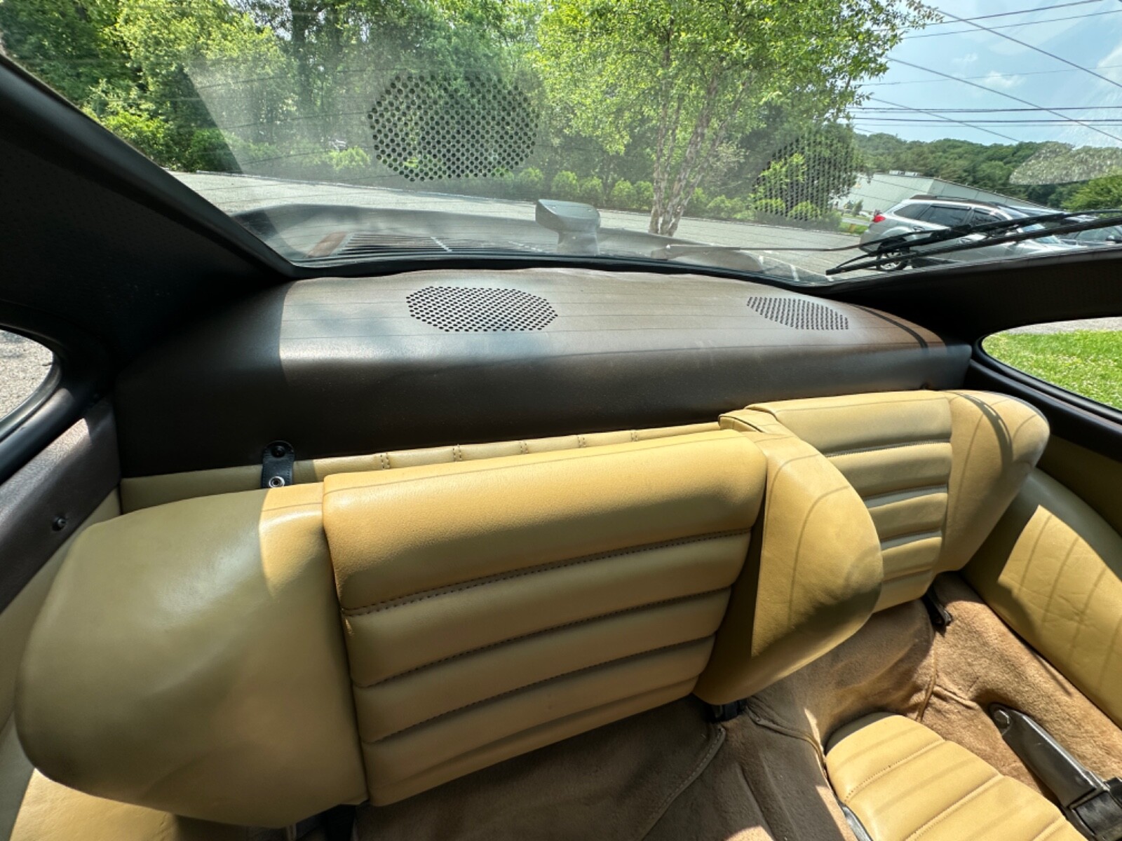 Porsche-930-1982-Coupe-22