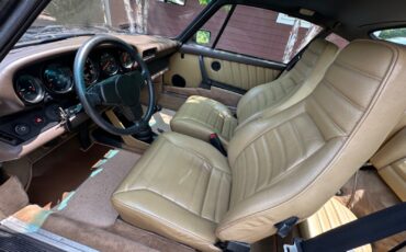 Porsche-930-1982-Coupe-25