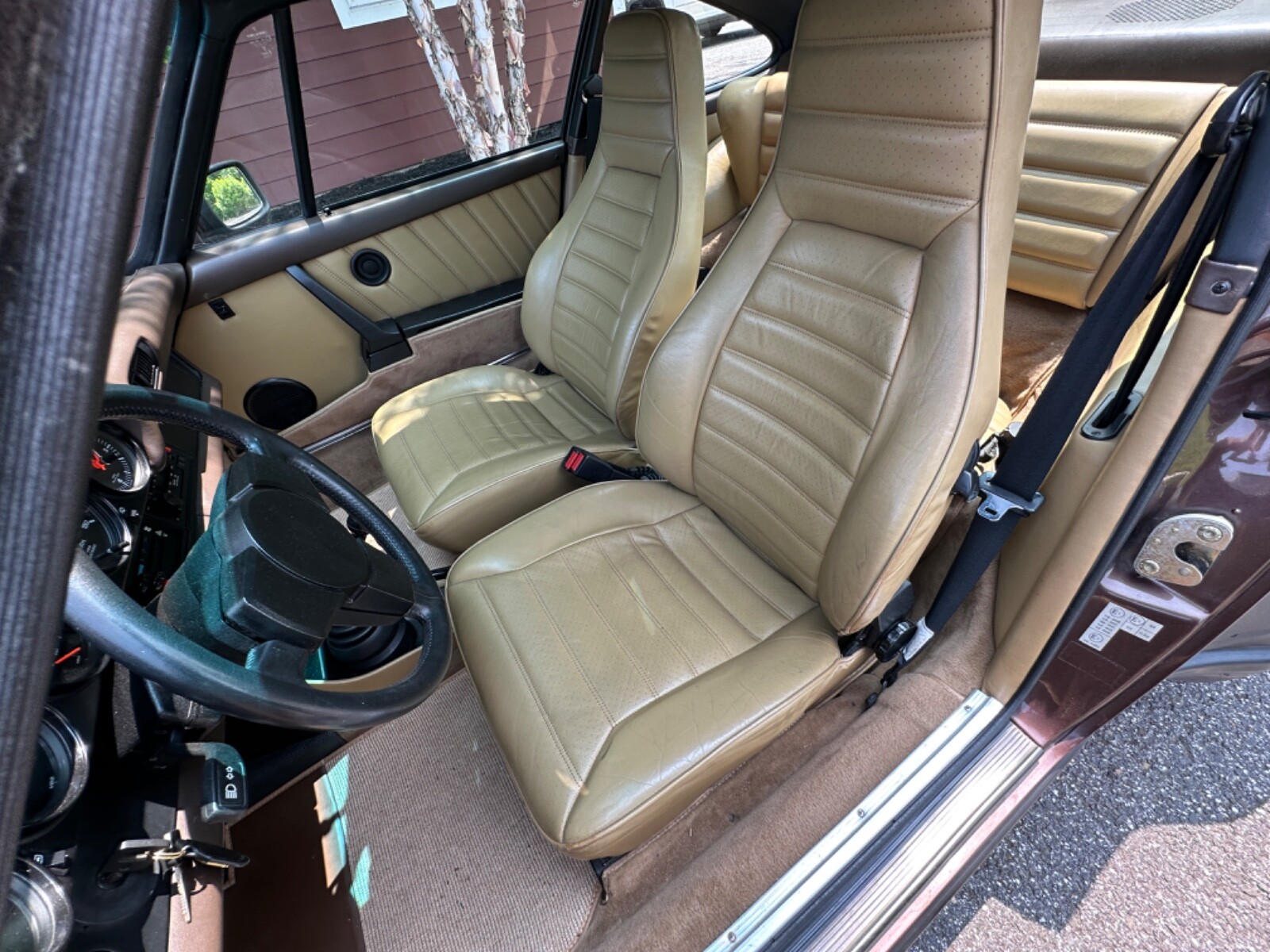 Porsche-930-1982-Coupe-26