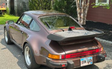 Porsche-930-1982-Coupe-4