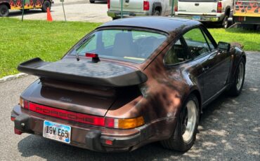 Porsche-930-1982-Coupe-6