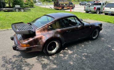 Porsche-930-1982-Coupe-7