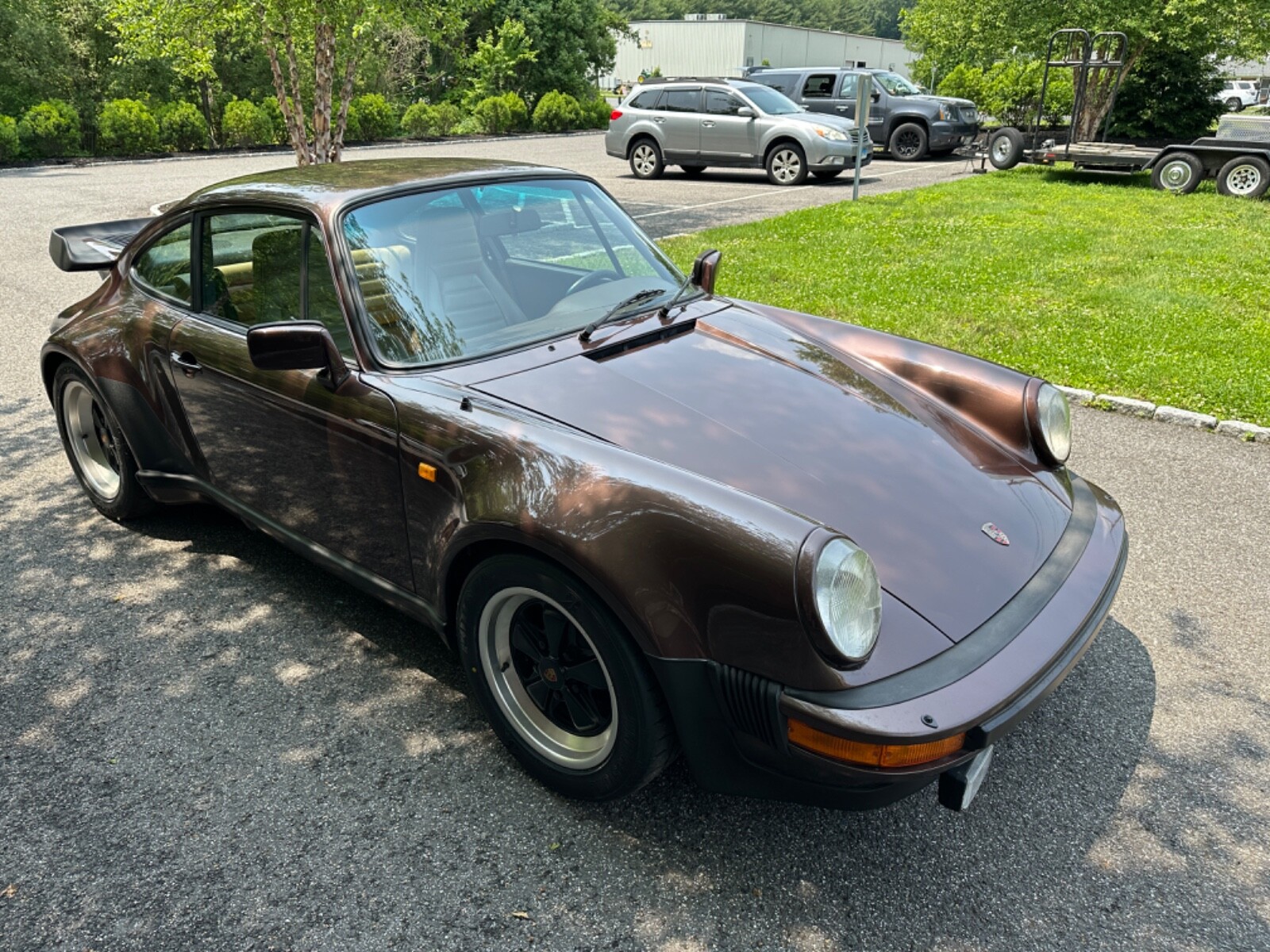 Porsche-930-1982-Coupe-9