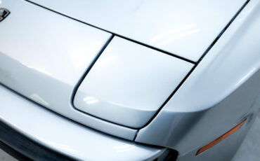 Porsche-944-1983-Coupe-11