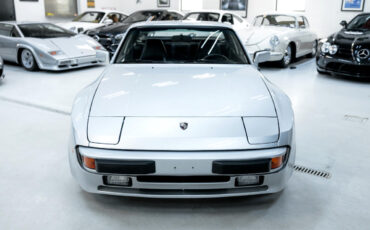 Porsche-944-1983-Coupe-3