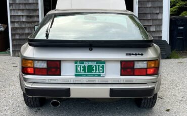 Porsche-944-1984-silver-2