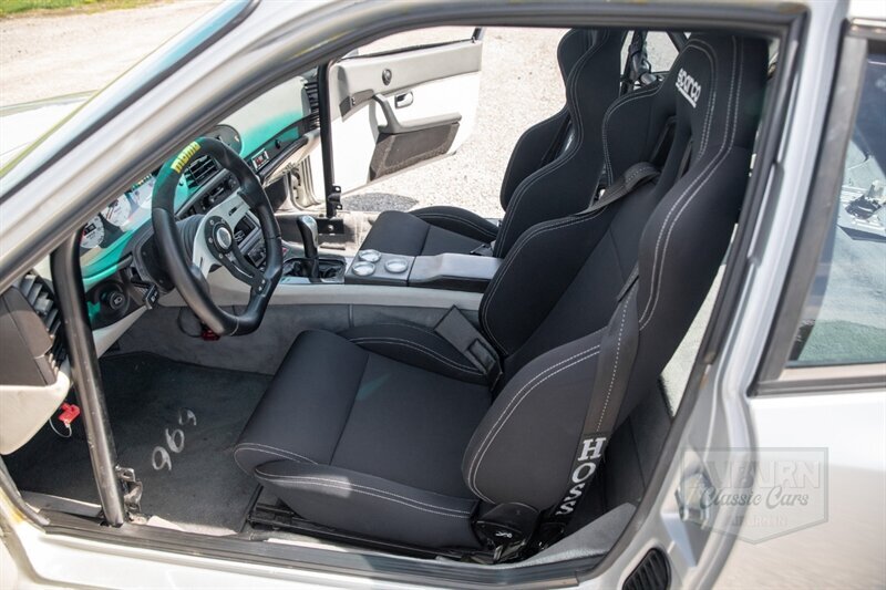 Porsche-944-1985-27