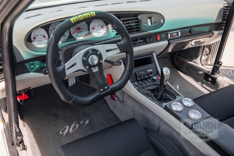 Porsche-944-1985-28
