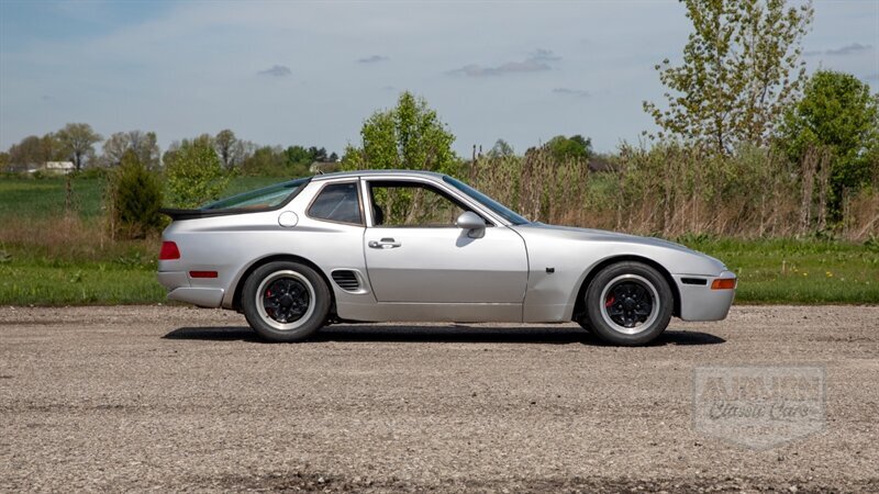 Porsche-944-1985-5
