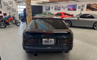 Porsche-944-1987-Coupe-1
