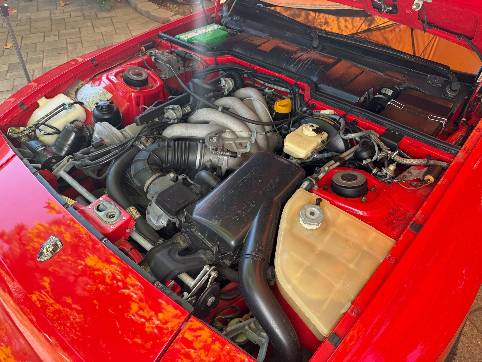Porsche-944-1987-Coupe-29