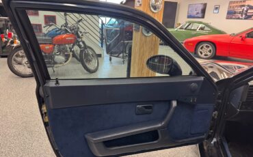 Porsche-944-1987-Coupe-4