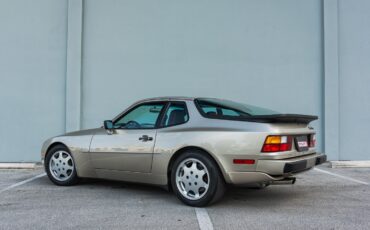 Porsche-944-1989-Coupe-10