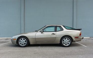 Porsche-944-1989-Coupe-12