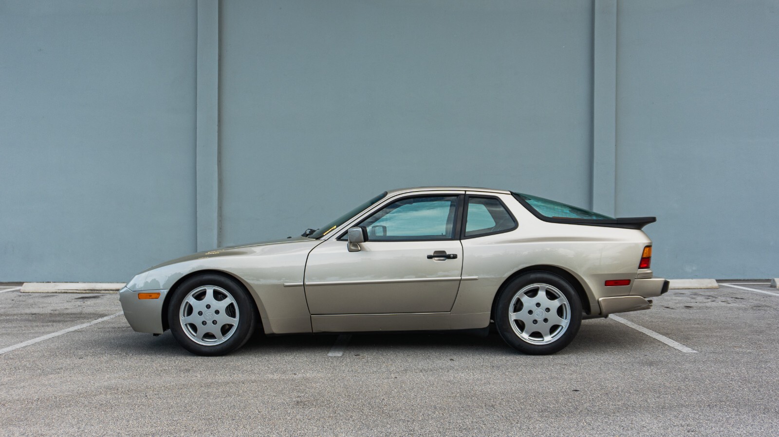 Porsche-944-1989-Coupe-12