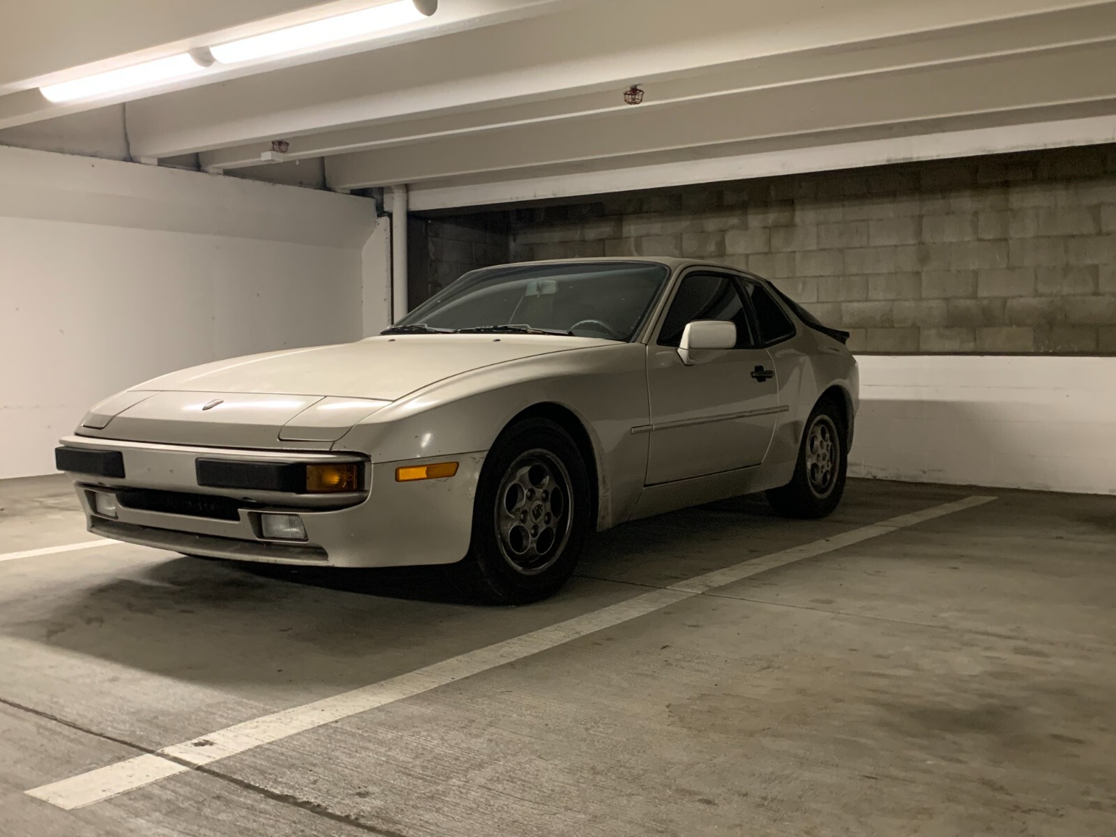 Porsche-944-1989-Coupe-19
