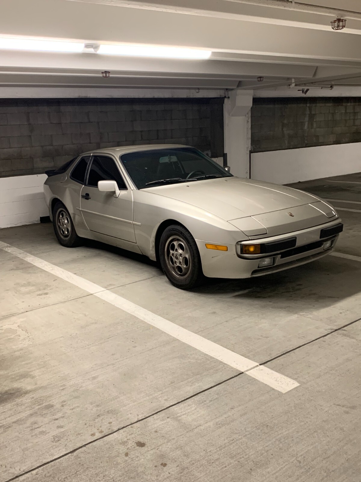 Porsche-944-1989-Coupe-21