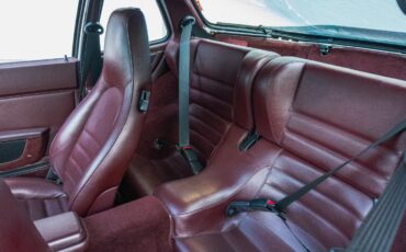 Porsche-944-1989-Coupe-22