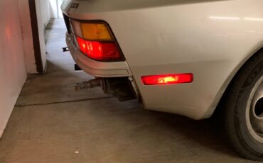 Porsche-944-1989-Coupe-24