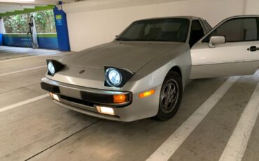 Porsche-944-1989-Coupe-29