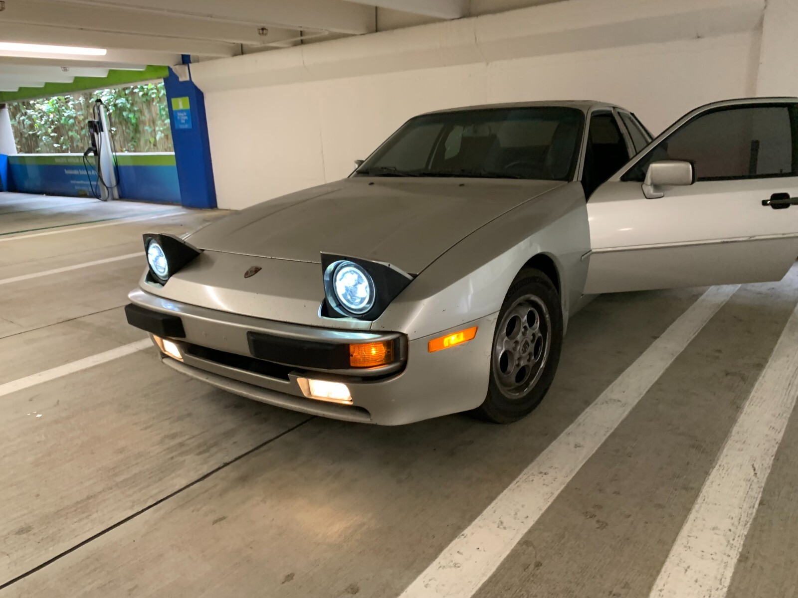 Porsche-944-1989-Coupe-29