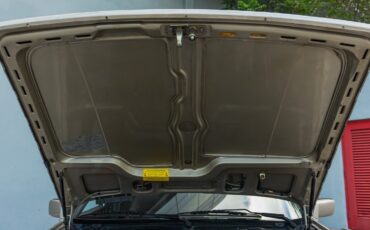 Porsche-944-1989-Coupe-34