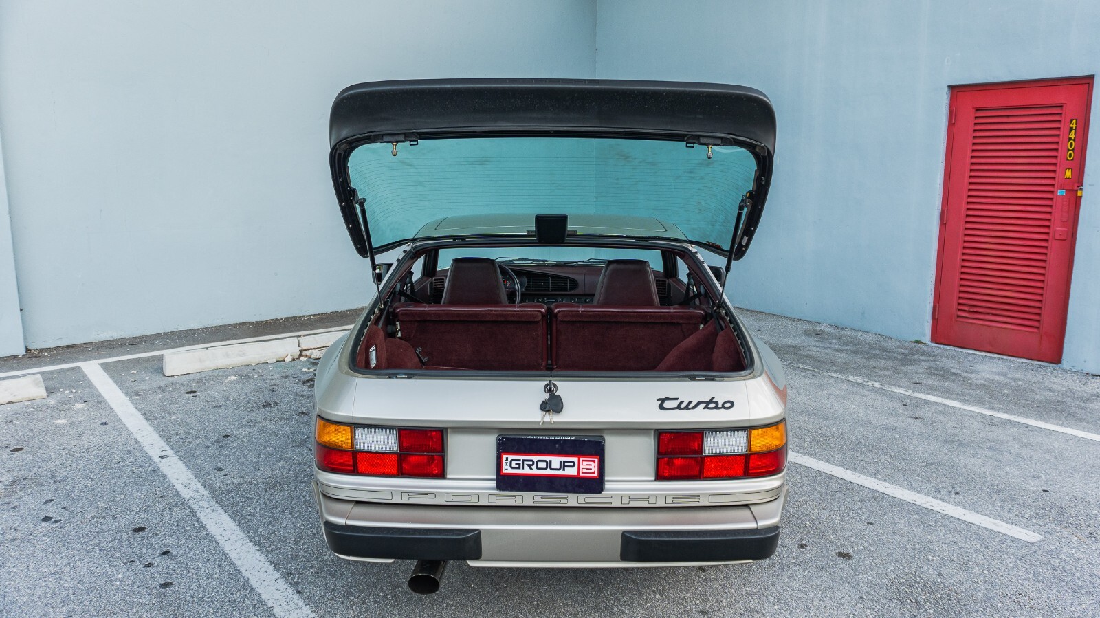 Porsche-944-1989-Coupe-36
