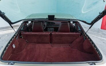 Porsche-944-1989-Coupe-37