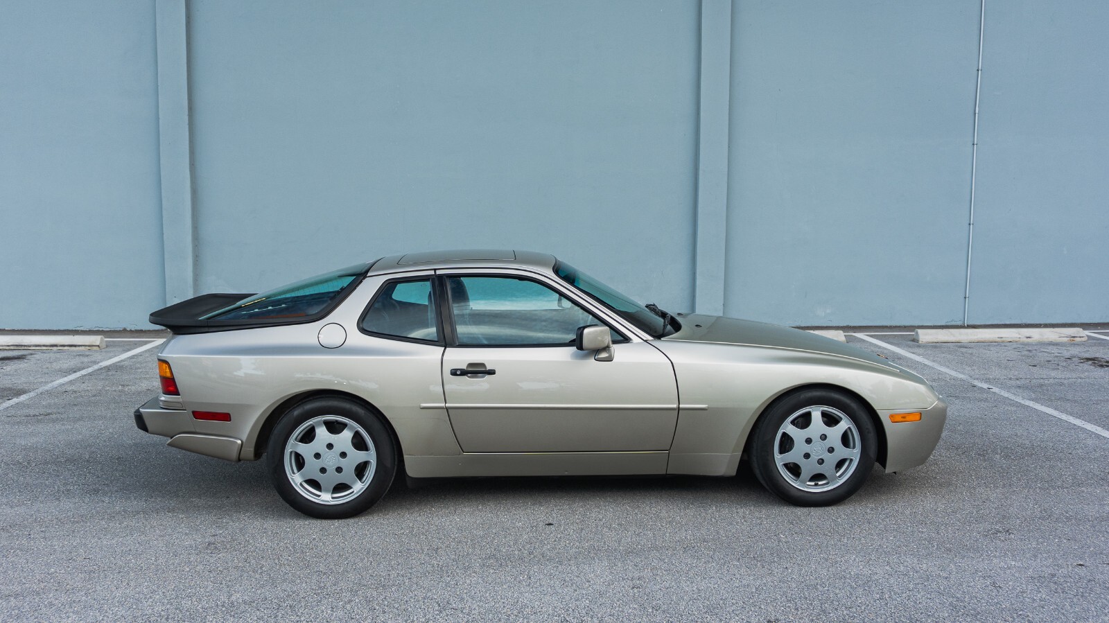 Porsche-944-1989-Coupe-4