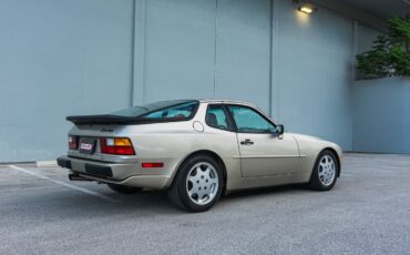 Porsche-944-1989-Coupe-5
