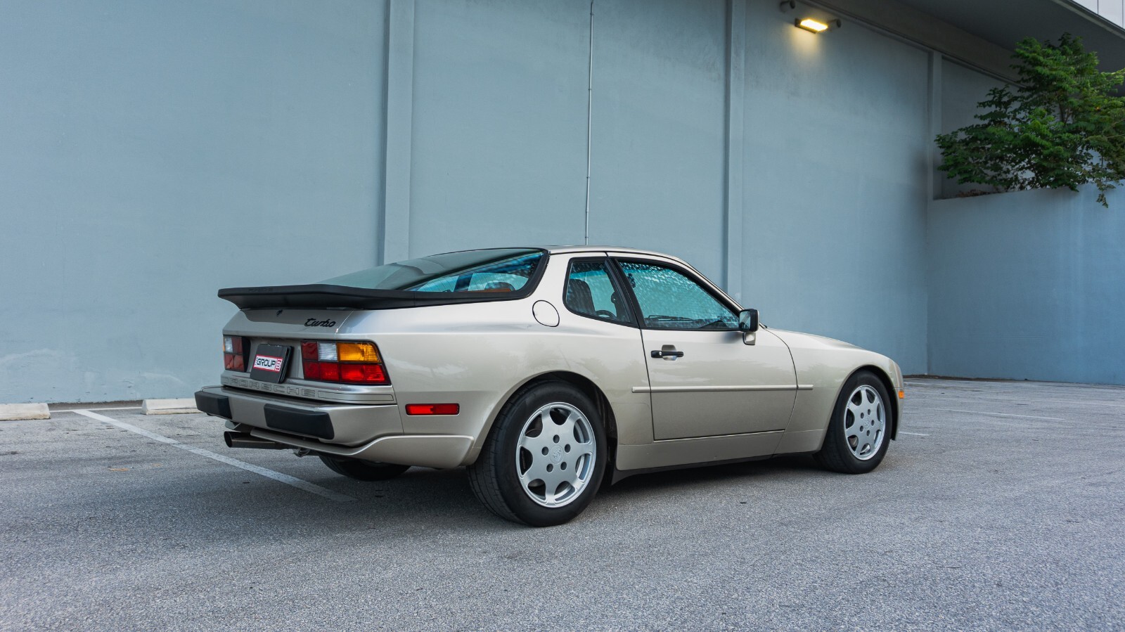 Porsche-944-1989-Coupe-5