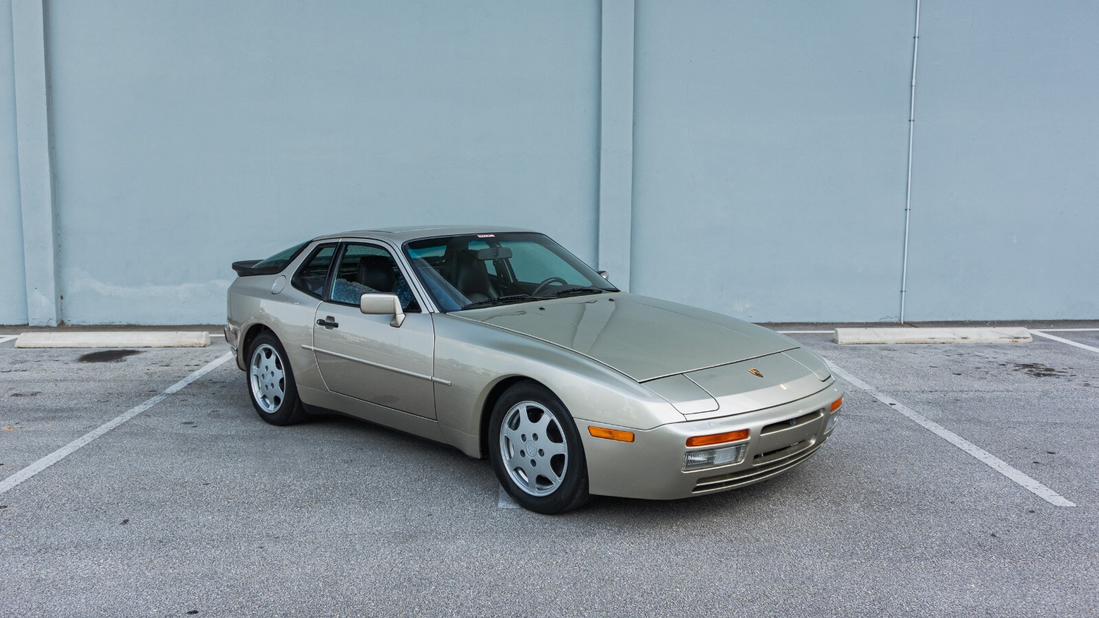 Porsche-944-1989-Coupe