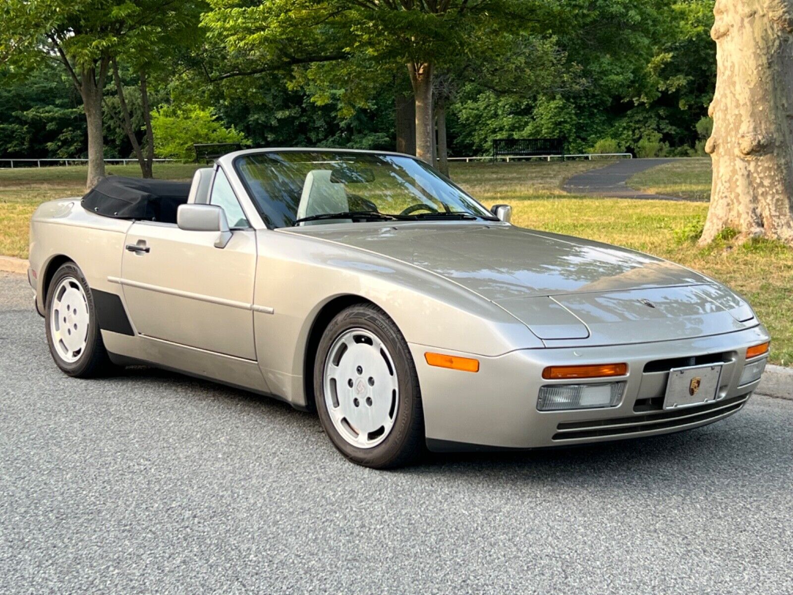 Porsche-944-1990-Convertible-1