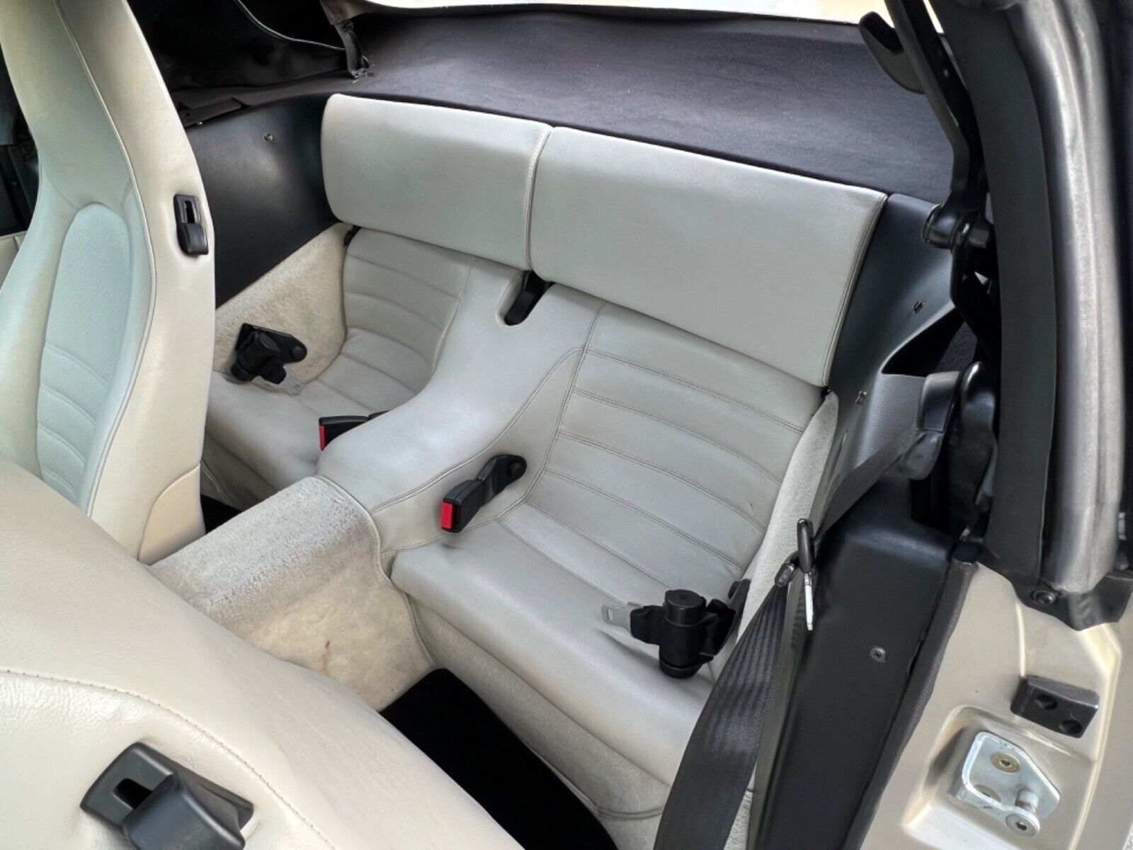 Porsche-944-1990-Convertible-20