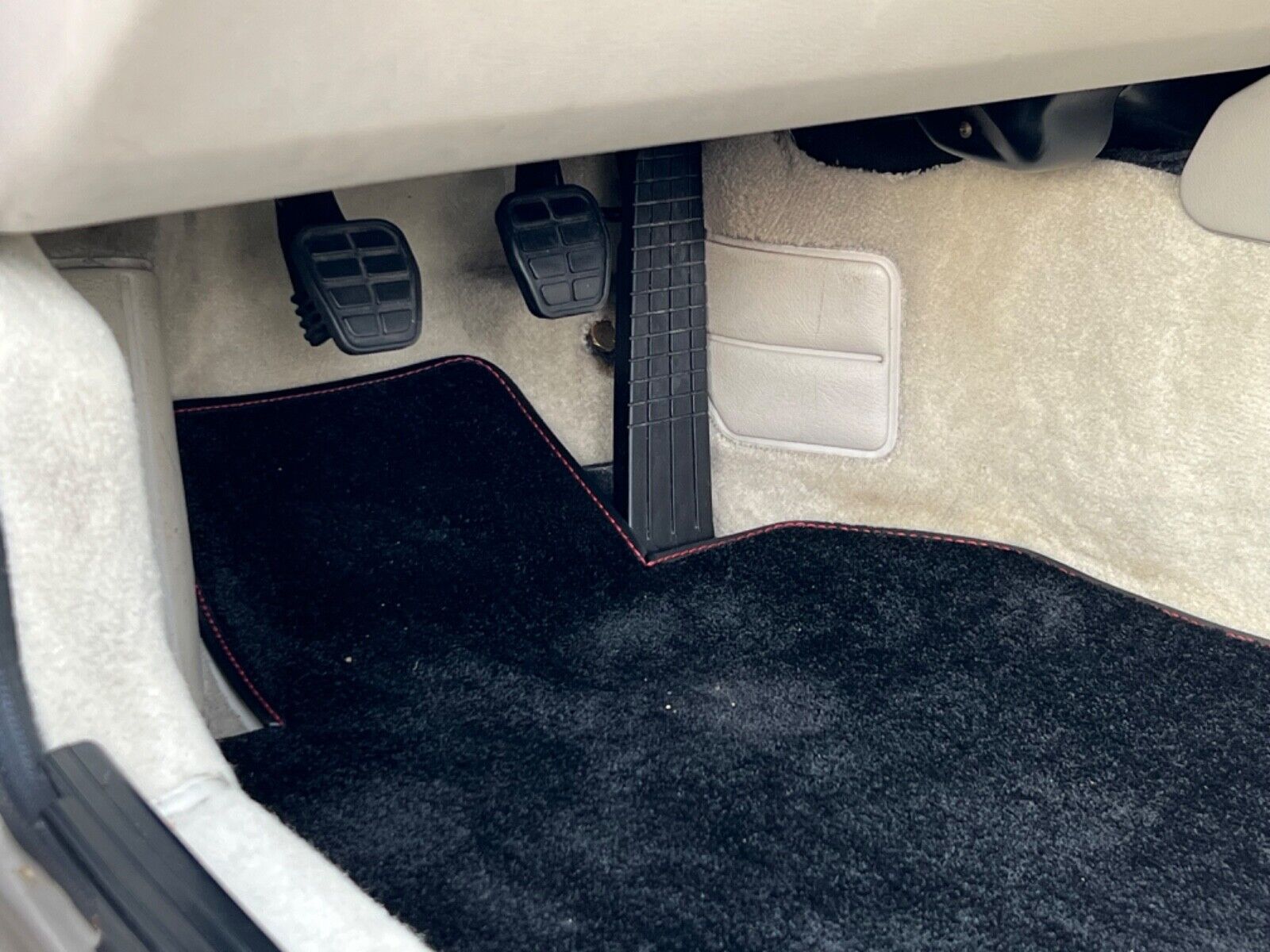 Porsche-944-1990-Convertible-28